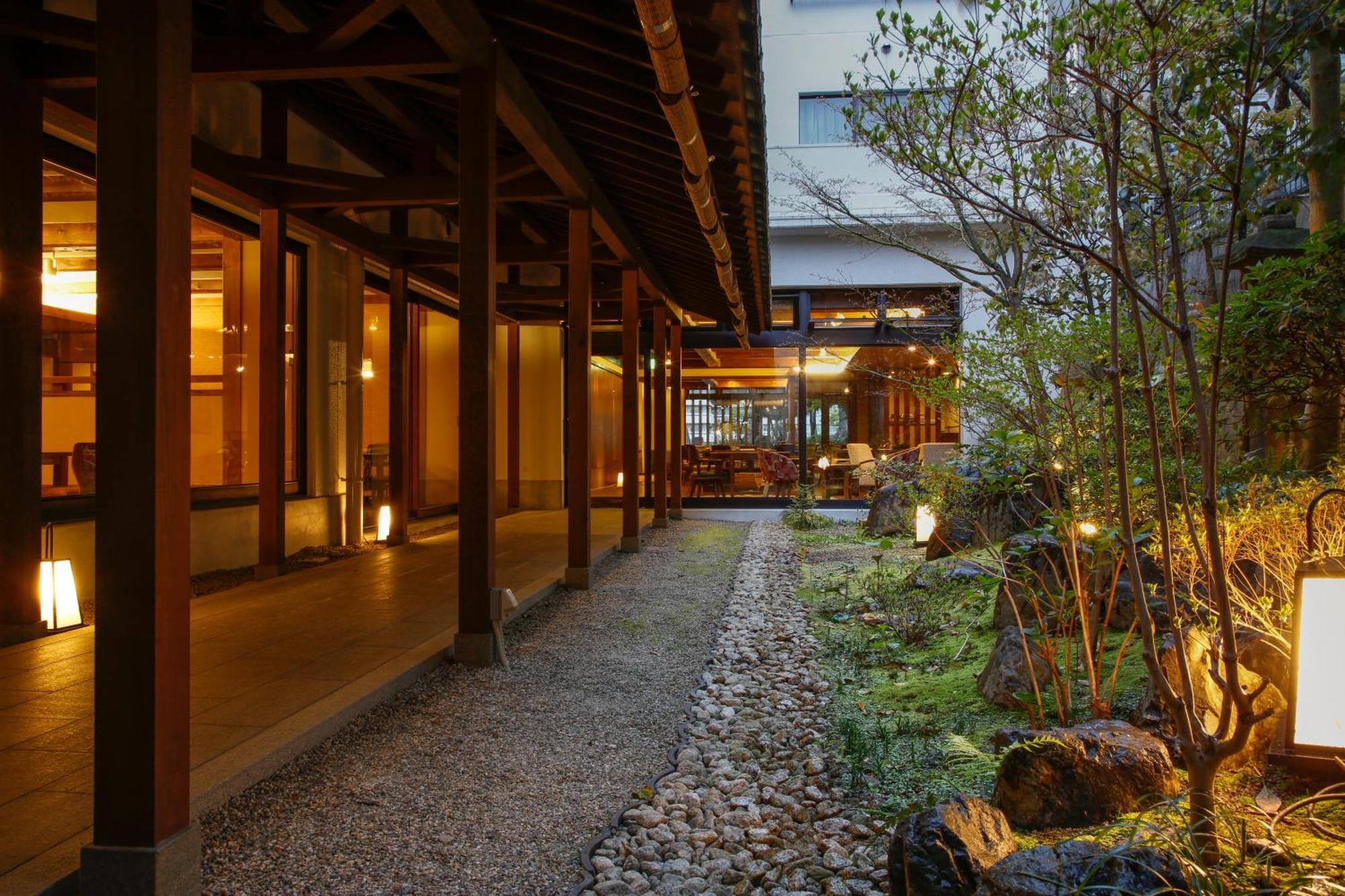 Sarusawaike Yoshidaya Ryokan