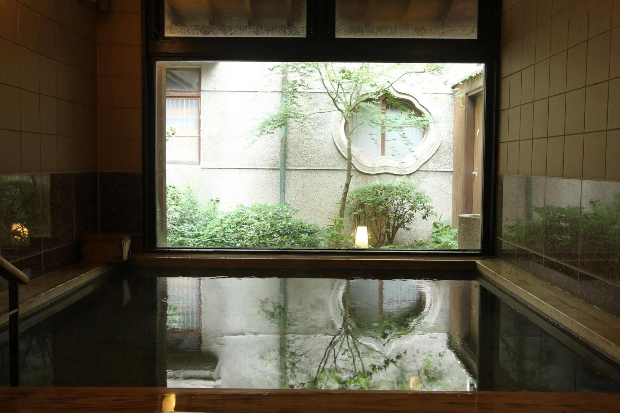 Ryokan Sarusawaike Yoshidaya 4*