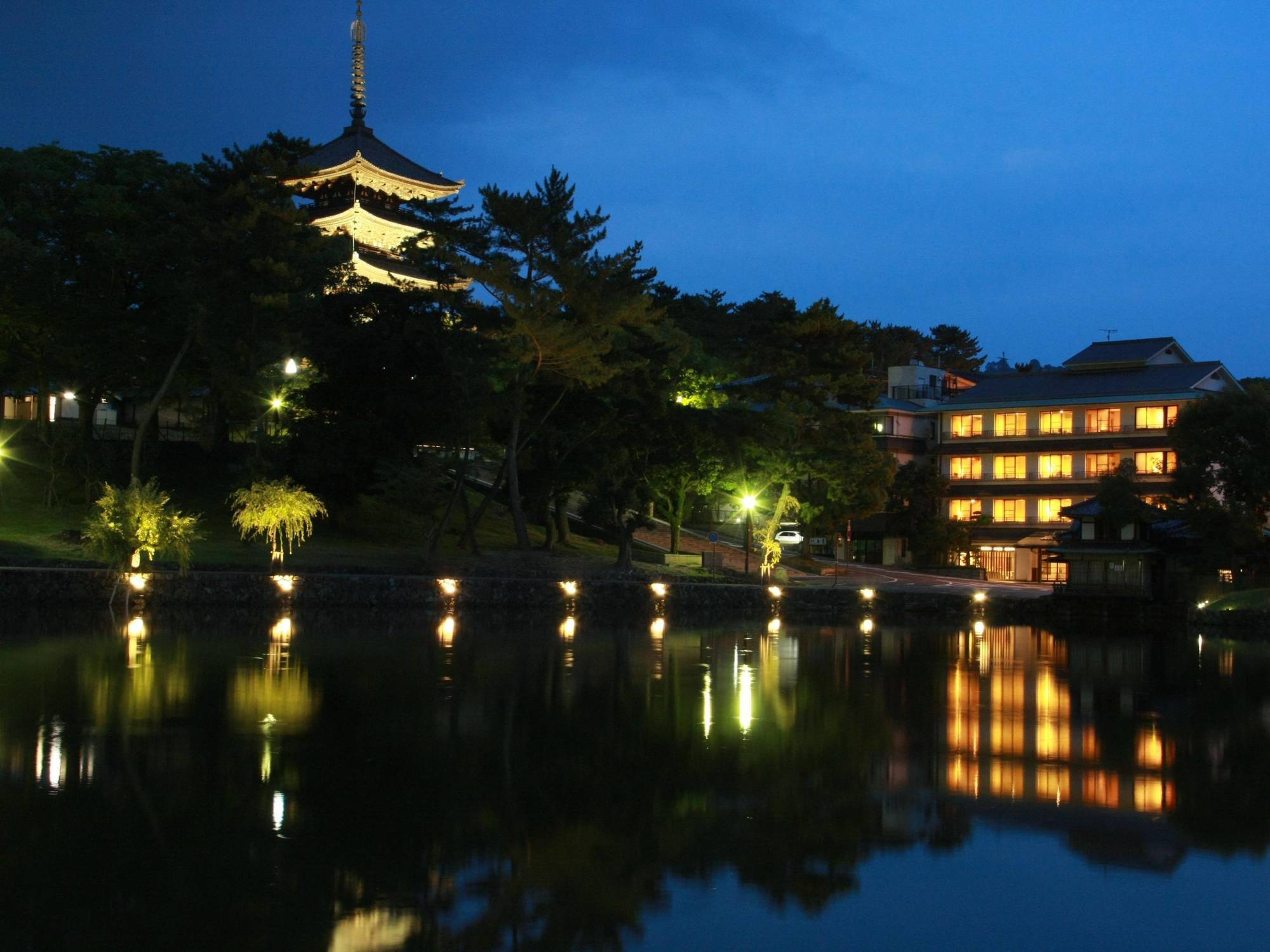 Ryokan Sarusawaike Yoshidaya Nara