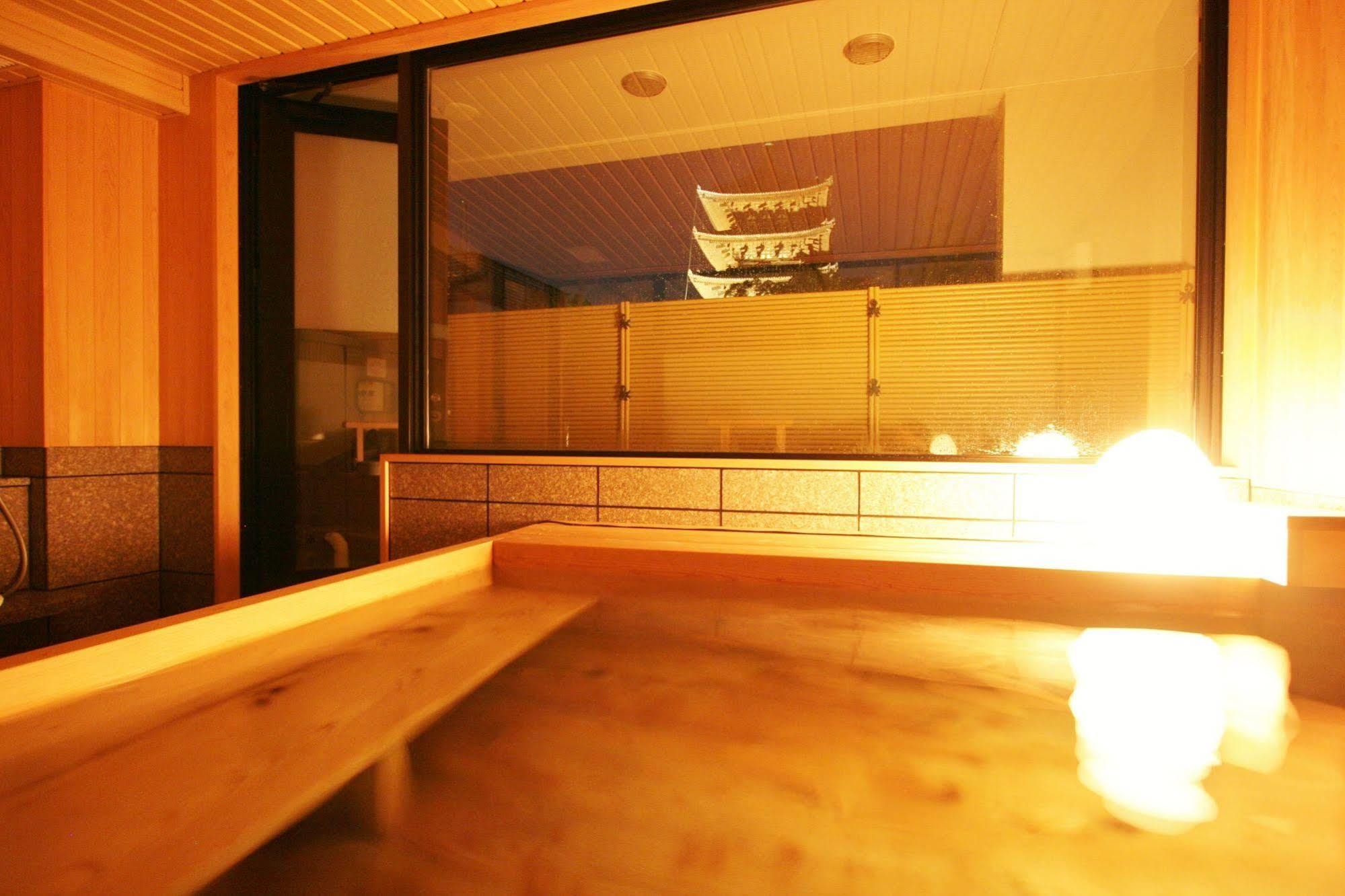 Ryokan Sarusawaike Yoshidaya Nara
